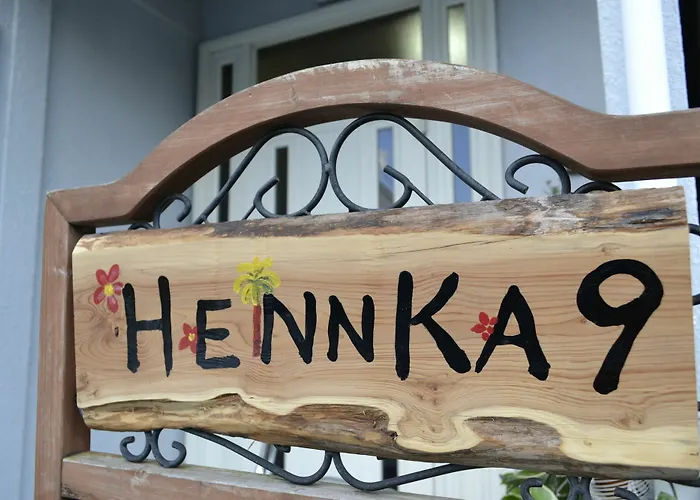 Hennka 9